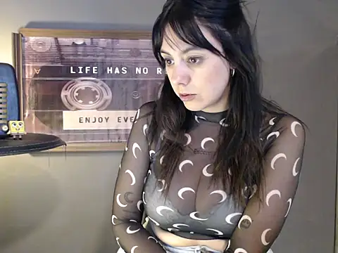 Mickyta live sex cam