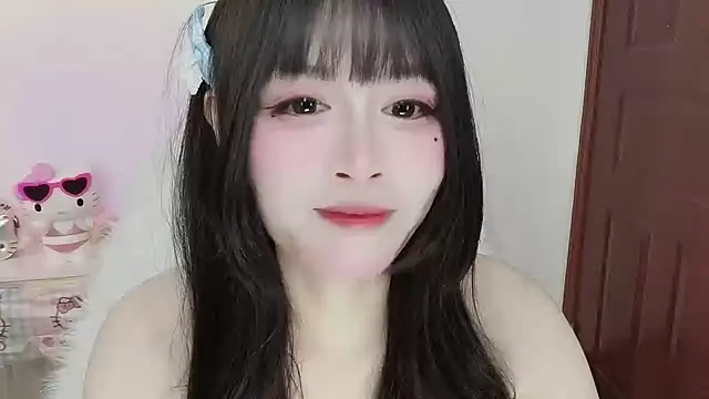 -zhuzhu-999- live cam on StripChat