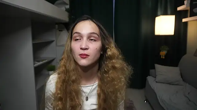 EwaSprinzl live cam on StripChat