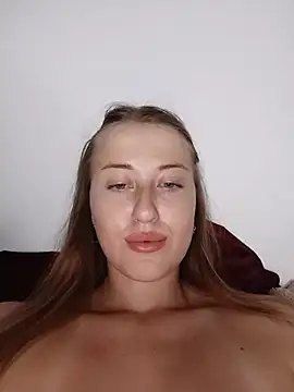 susiee_redd - Susiee_Redd's free webcam - UK Sex Cams