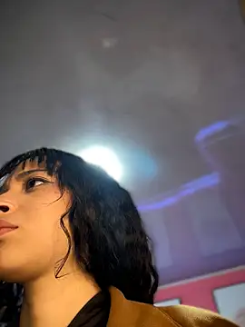 sasha-firee - Sasha-firee's free webcam - UK Sex Cams