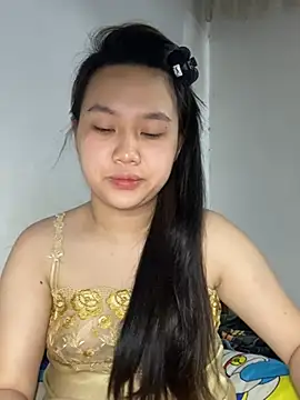 Almira6868 webcam