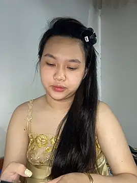 Almira6868 webcam
