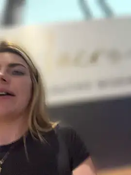 oliviafranciis webcam