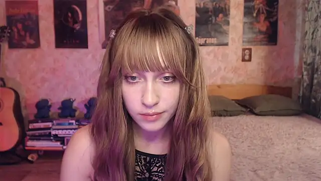 Friendly_Ellie webcam