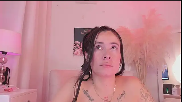 msschloee_ webcam