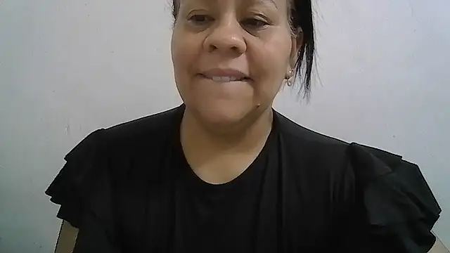 veronica_missbigg - Veronica_missbigg's free webcam - UK Sex Cams
