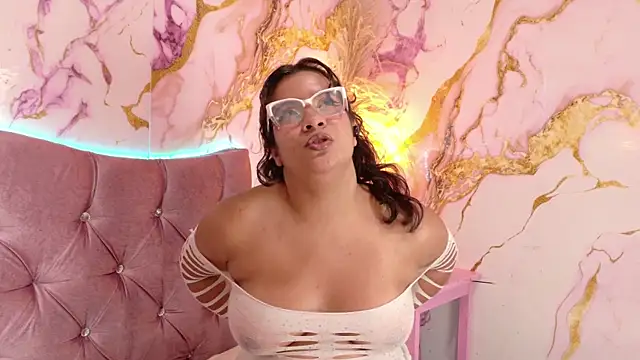 KARINAJTORRES webcam