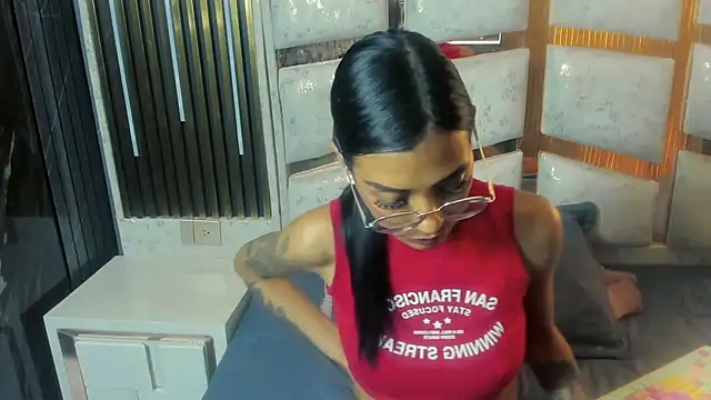 KarlaSlutSkinny__ webcam