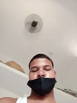 Rashi__75 webcam