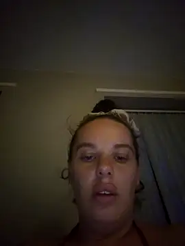 Kinkycouple142 webcam