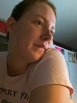 Strawberrykisses96 webcam