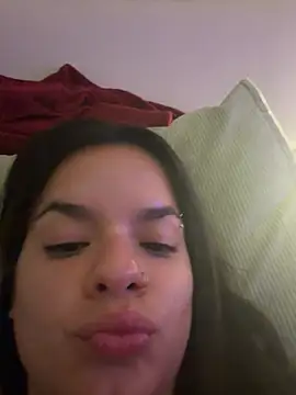 jujujuju live cam on StripChat