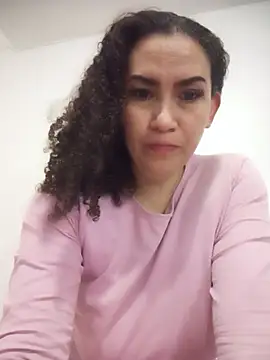 paulett15 live cam on StripChat