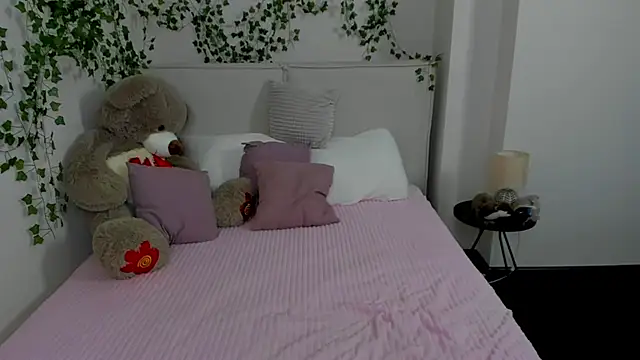 Charlotte_Stee webcam