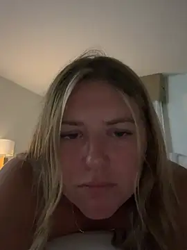 allyanalangell webcam