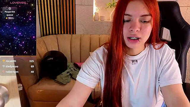 sofia_red_cn webcam