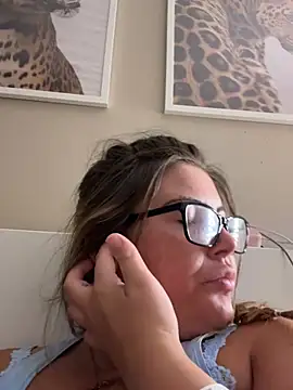 hiddensecretxx 🏽 online nude chat