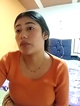 Maya_Rave_ webcam