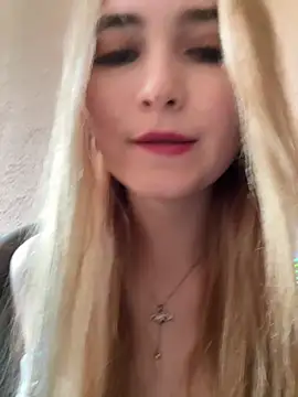 MarlboroWeb 📶 live nude stream