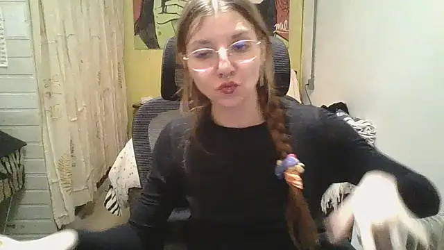 SweetyBabyDemon webcam