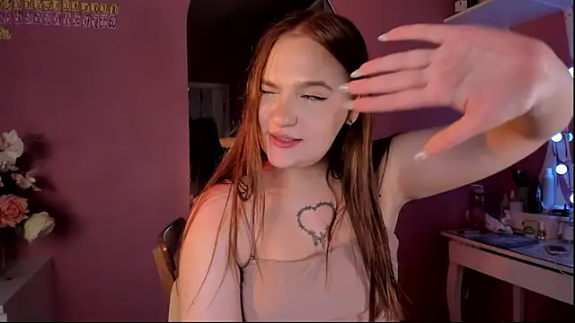 CarolineLovers webcam