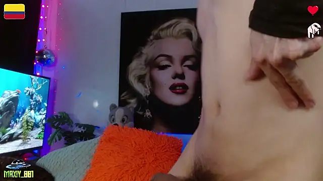 maxiy_001 webcam