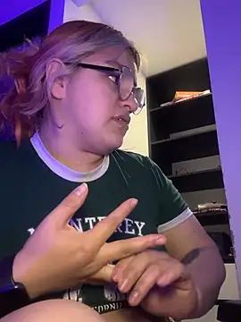 Sophia_Weest99 webcam