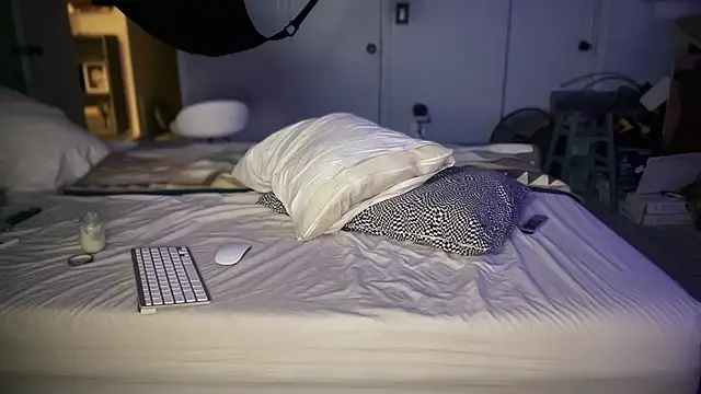 FitStacheDaddy webcam
