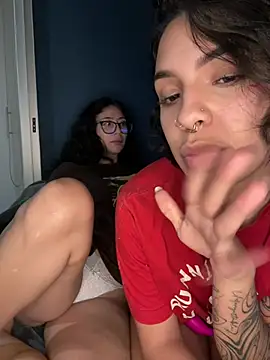 Alice_surprise webcam