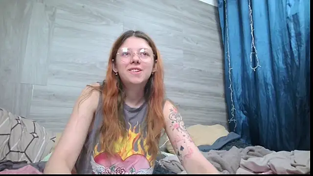 Lina_Kitty webcam