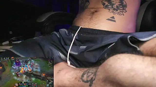 hatsumotokyotouwu live cam on StripChat