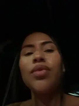 kylie_monnroe webcam