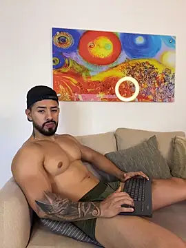 Ezzio_Scolaro webcam