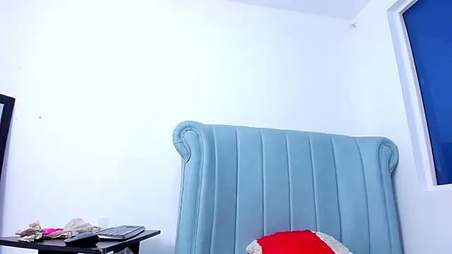MatureHorny_70 webcam