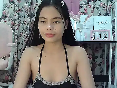 urprettyjane4u live cam on StripChat