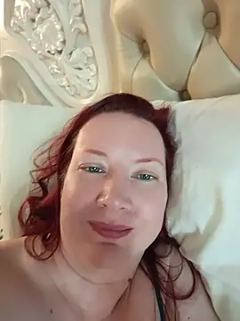 GoddessLara webcam