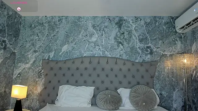 LucyLovelyy webcam