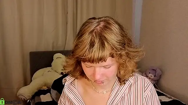 VioletDesiree webcam