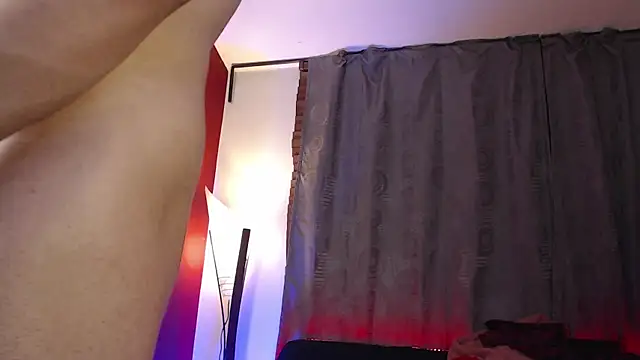 itsGiselleVelour live sex cam