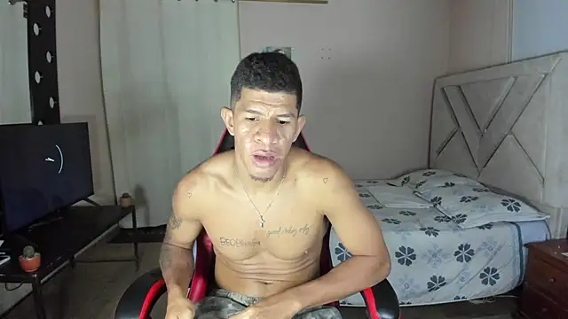 Toptony22 webcam
