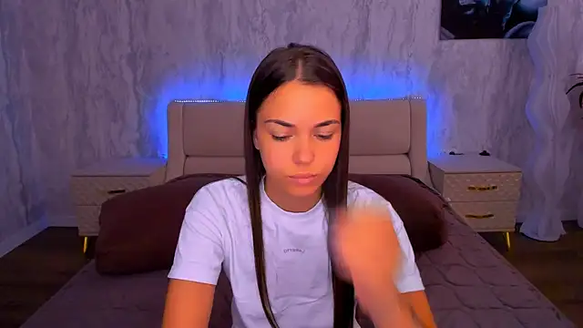 AlexaBarkley live cam on StripChat