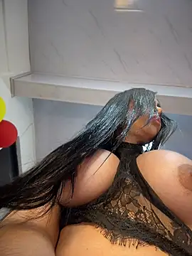 Sarahballiston_ live cam on StripChat