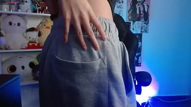 CelesteAyase webcam