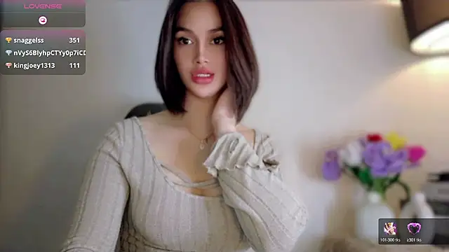 Anna_HollyDoll webcam
