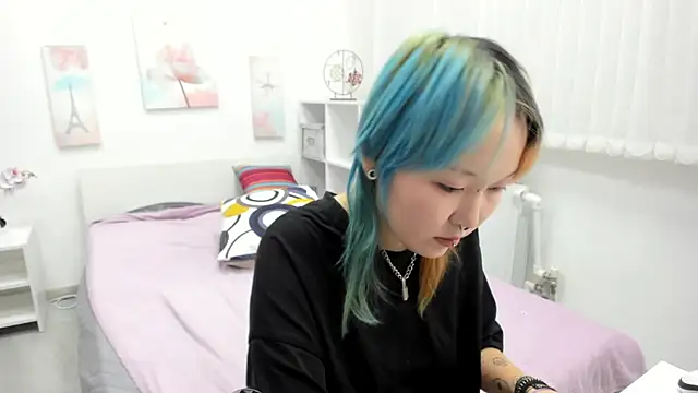 Cute__Kiko webcam