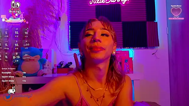 Littlebunny21 webcam