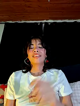 Dolli_virginpussy webcam