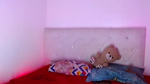 Angel_foxc13 webcam