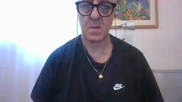 ANONIMO7735 webcam